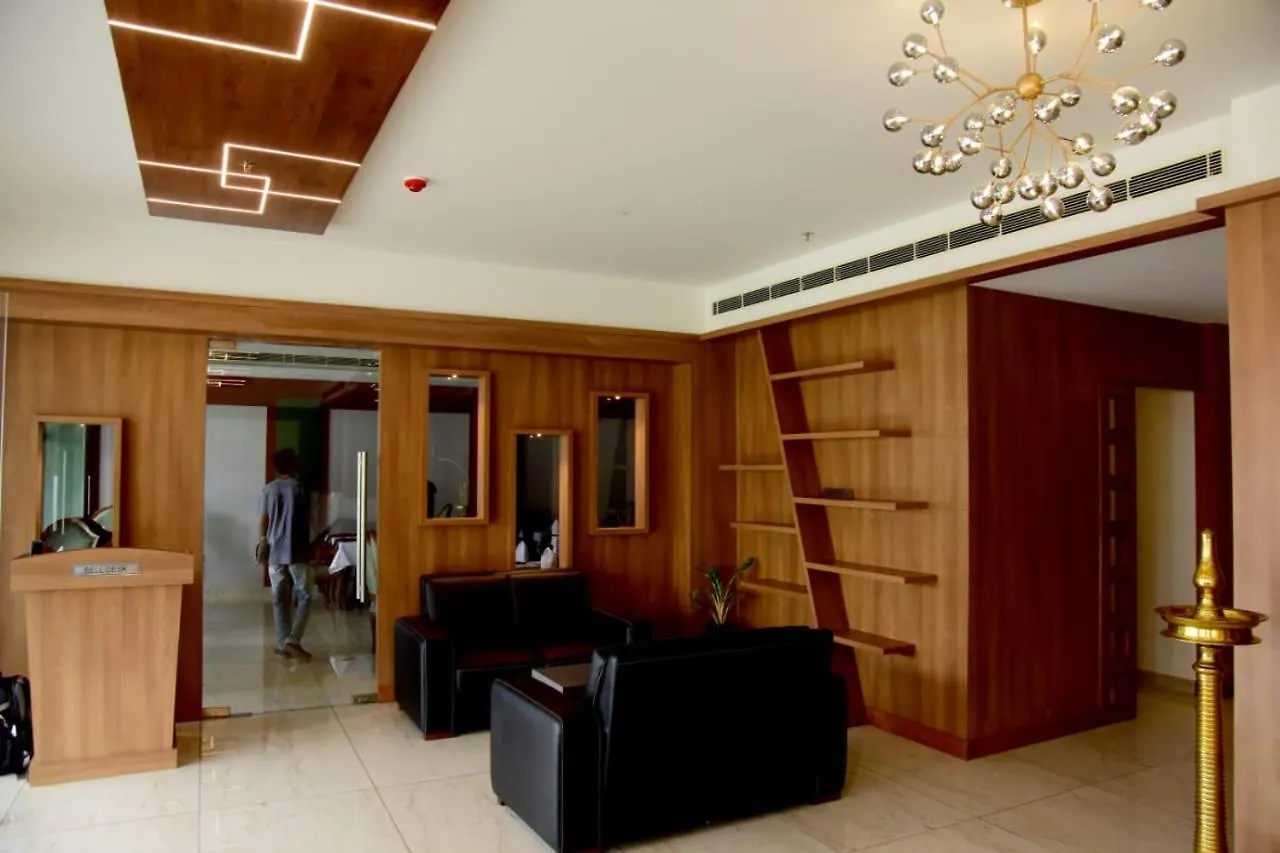 Kottiyam Hotel Emerald Palace הודו